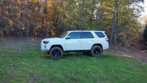 2013 Toyota 4Runner with 17x8 Level 8 wheels