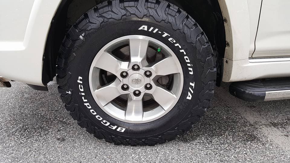 2016 Toyota 4Runner with Stock wheels