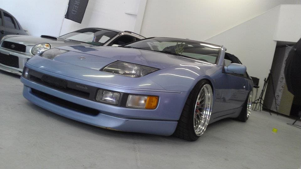 1990 Nissan 300ZX 2-seat with 17x11 CCW Classic Race Version wheels