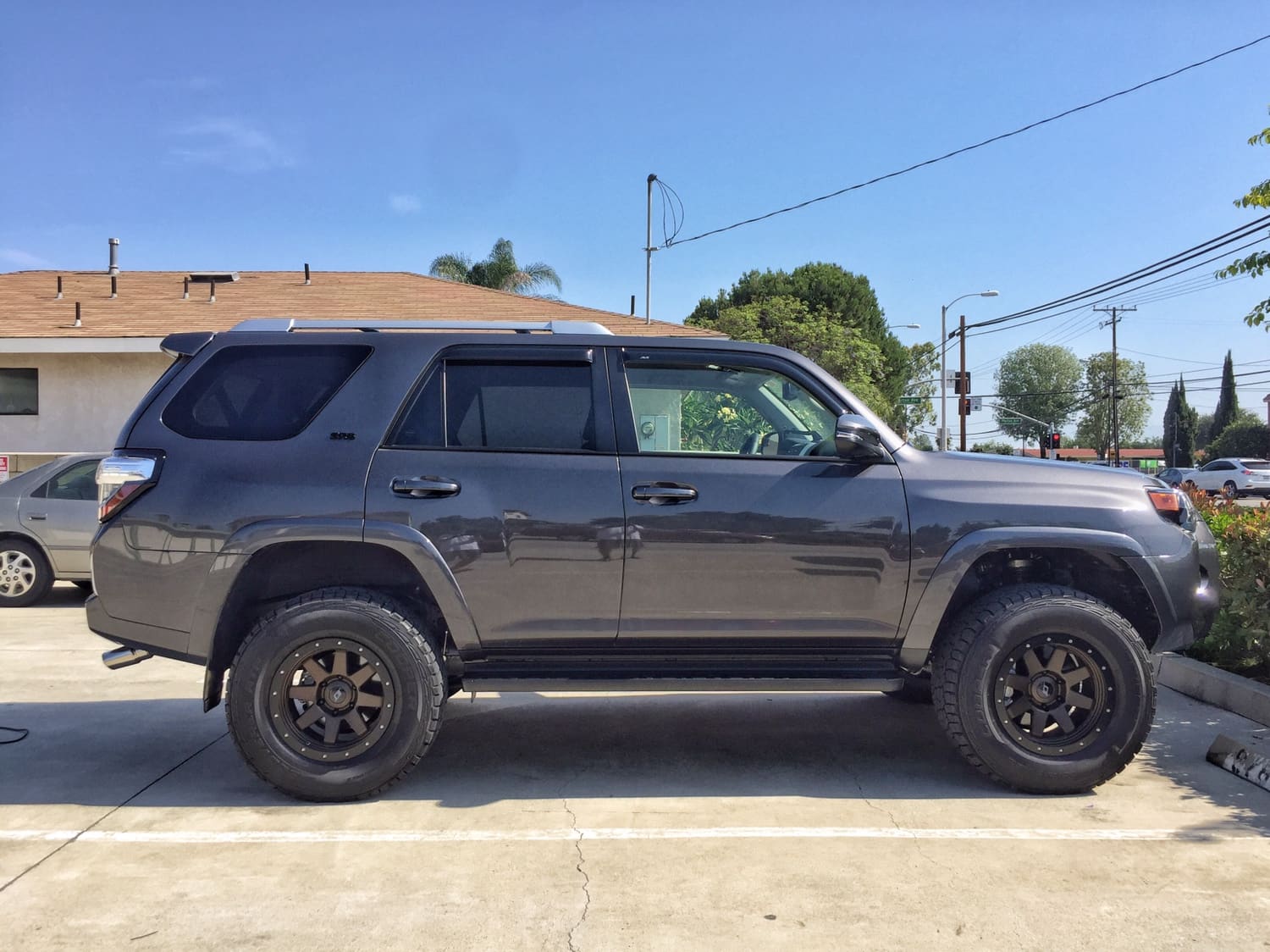 2016 Toyota 4Runner with 17x8.5 Stealth Custom Series SR8 wheels