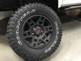 2017 Toyota 4Runner with 17x7 Trd pro wheels