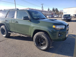 2019 Toyota 4Runner with 18x9 Enkei RPT1 wheels