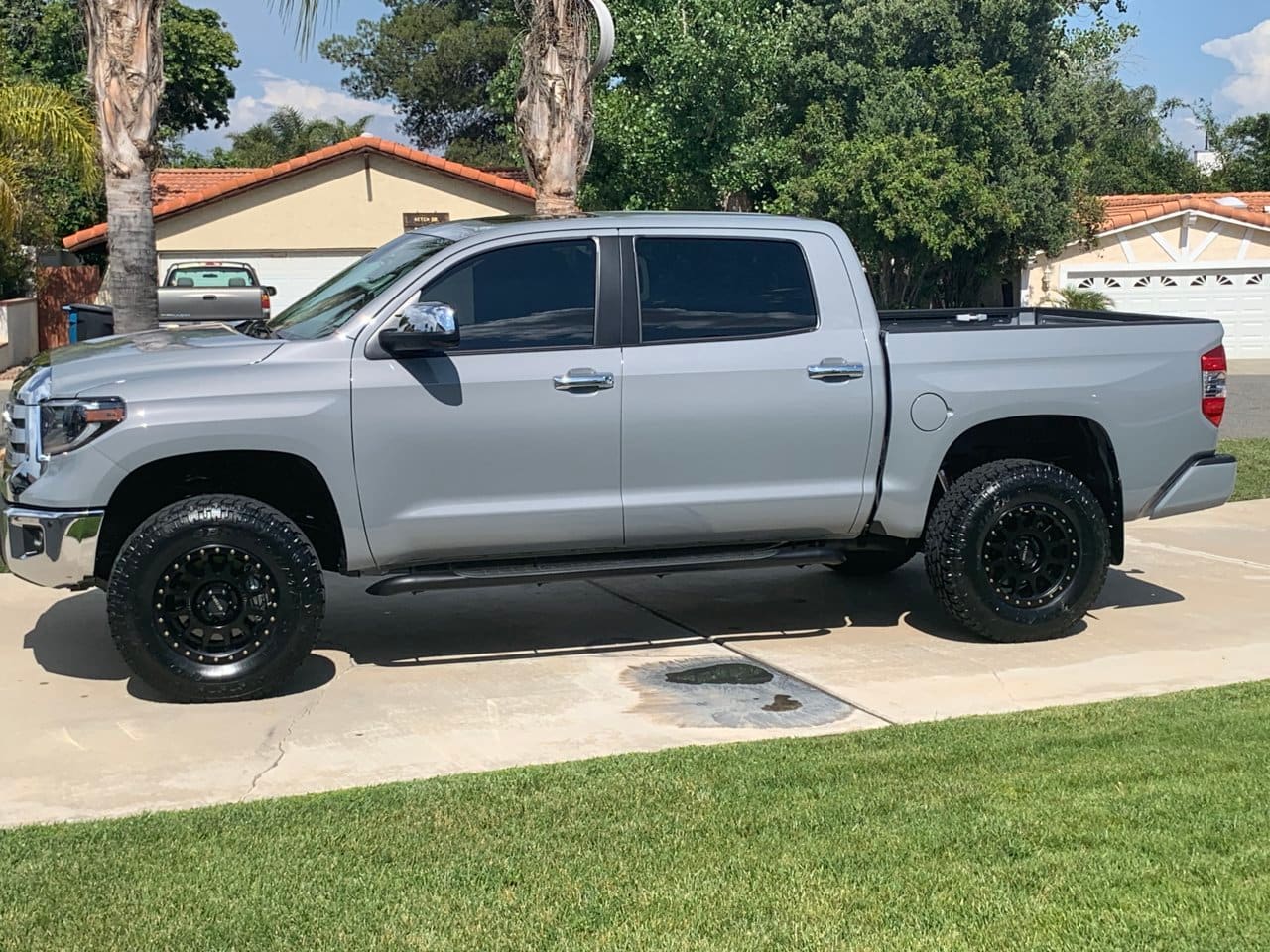 2018 Toyota Tundra with 18x9 Method NV wheels