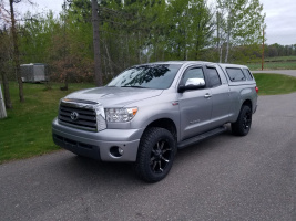 2007 Toyota Tundra with Fuel Coupler wheels