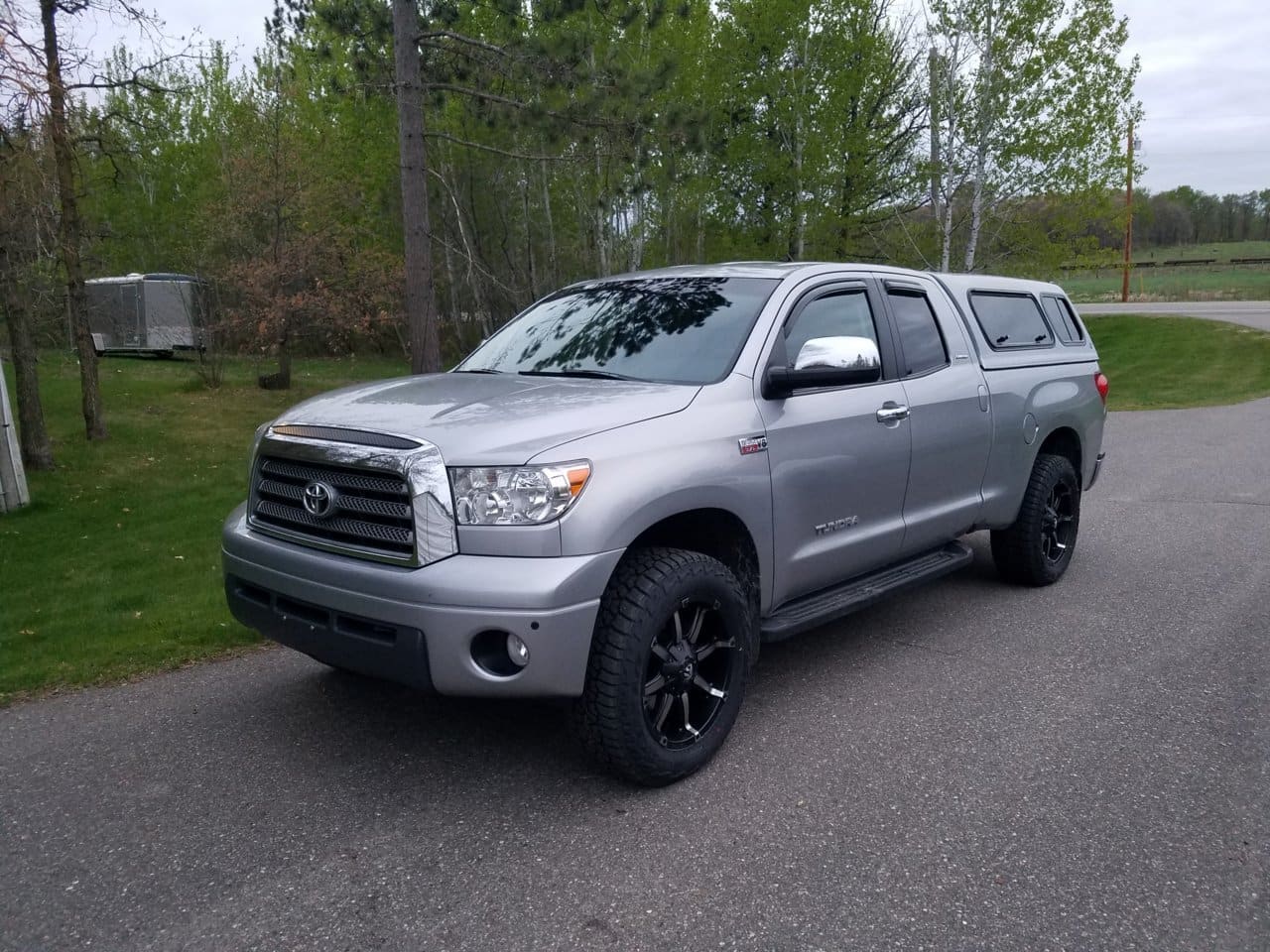 2007 Toyota Tundra with Fuel Coupler wheels