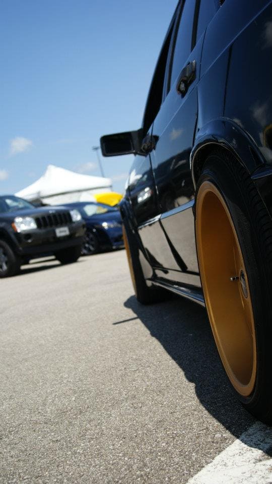 1993 Mercedes C-class with 17x8.5 Borbet Type A wheels