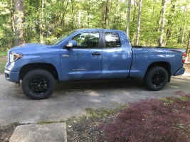 2020 Toyota Tundra with 18x8 wheels