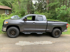 2012 Toyota Tundra with 18x9 wheels