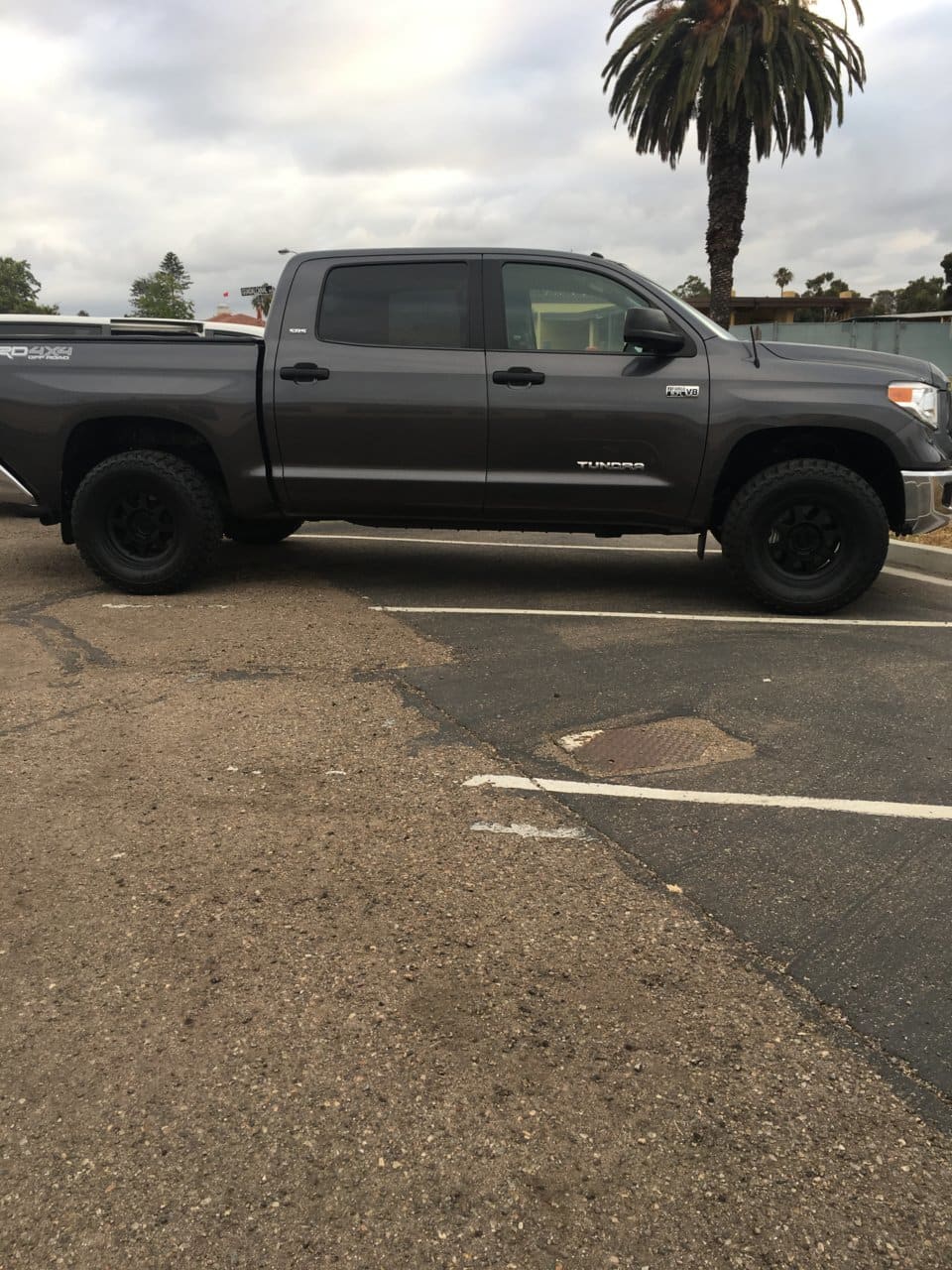 2018 Toyota Tundra with 17x8.5 wheels