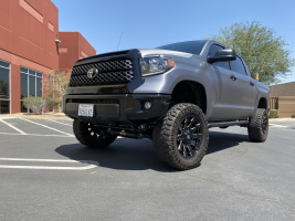 2019 Toyota Tundra with 20x10 wheels