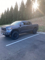 2019 Toyota Tundra with 18x8 wheels