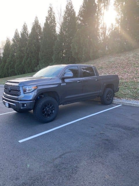 2019 Toyota Tundra with 18x8 wheels