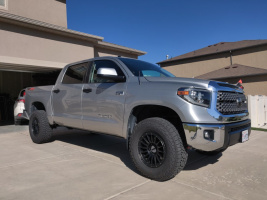 2018 Toyota Tundra with 18x9 wheels