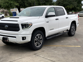 2021 Toyota Tundra with 20x8 wheels