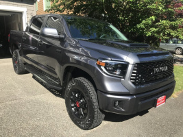 2020 Toyota Tundra with 18x8 wheels