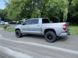 2018 Toyota Tundra with 18x9 wheels