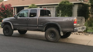 2000 Toyota Tundra with 16x8 Rough Country wheels