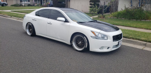 2014 Nissan Maxima with 18x10.5 wheels