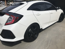 2017 Honda Civic with 19x8.5 wheels