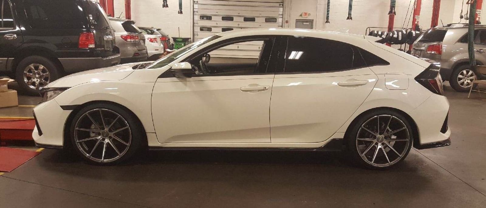 2017 Honda Civic with 19x9.5 wheels
