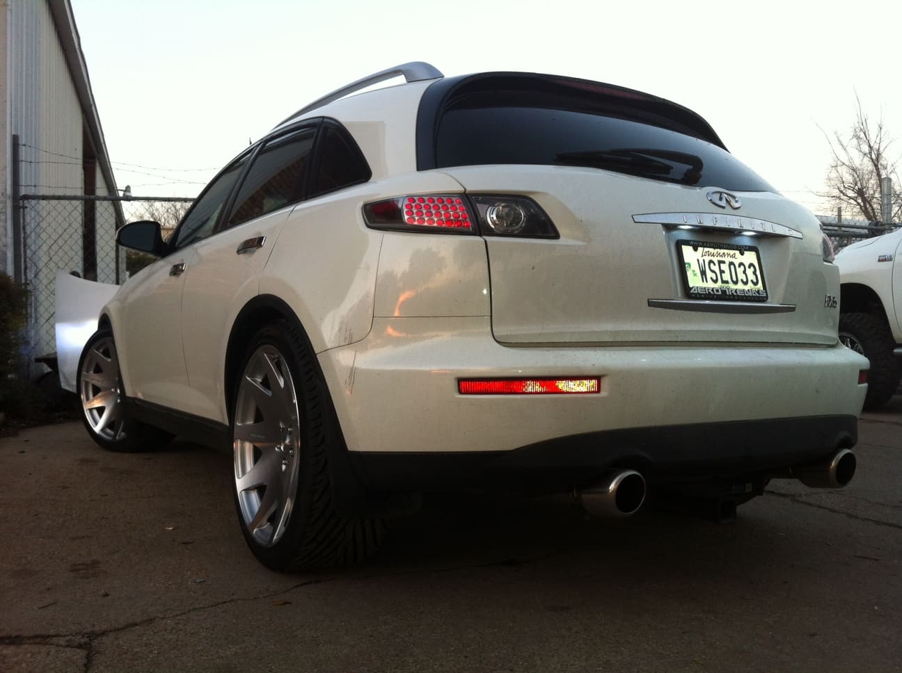 2003 Infiniti G35 with 22x10.5 mrr hr3 wheels