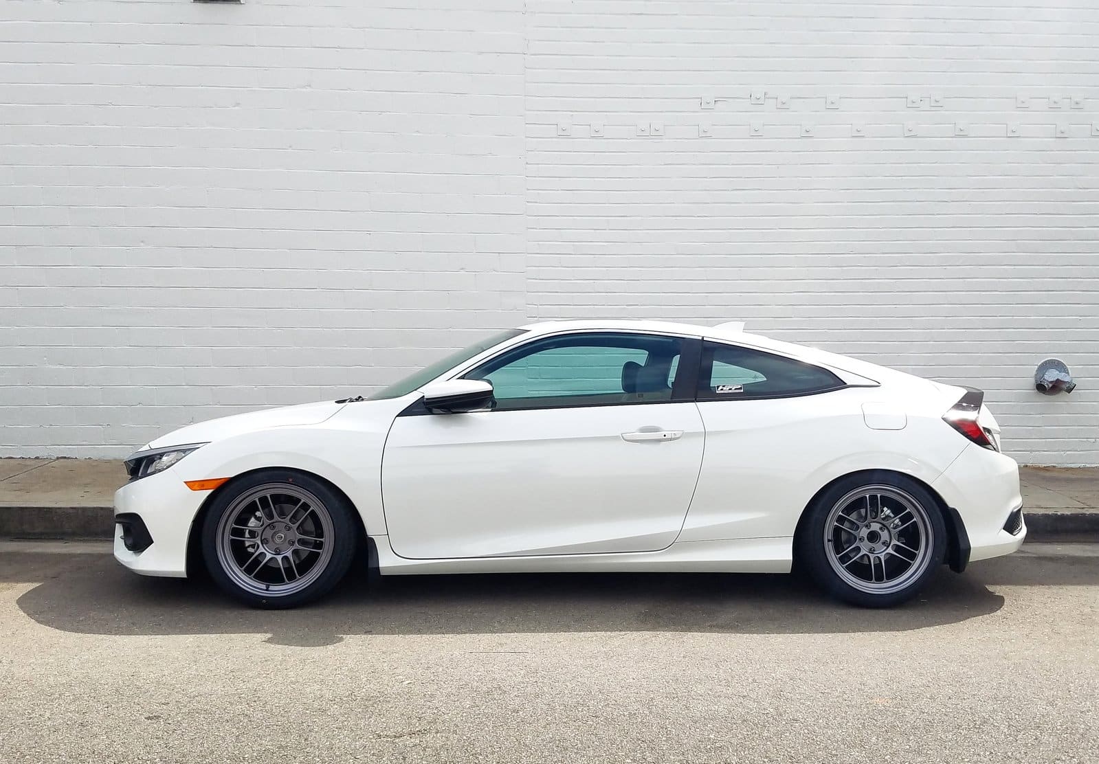 2017 Honda Civic with 18x9.5 wheels