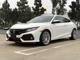 2018 Honda Civic with 18x8.5 wheels