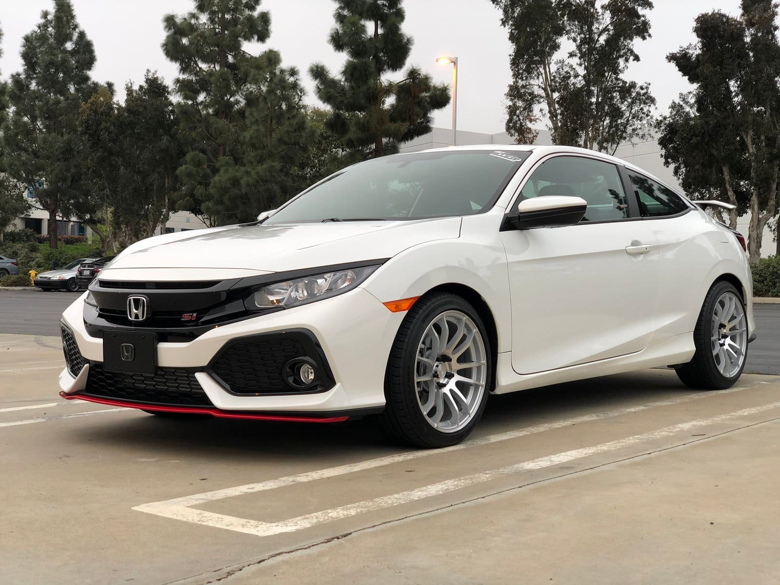 2018 Honda Civic with 18x8.5 wheels