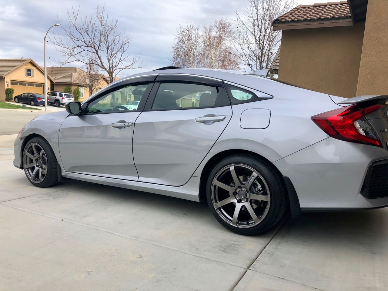 2018 Honda Civic with 18x9.5 wheels