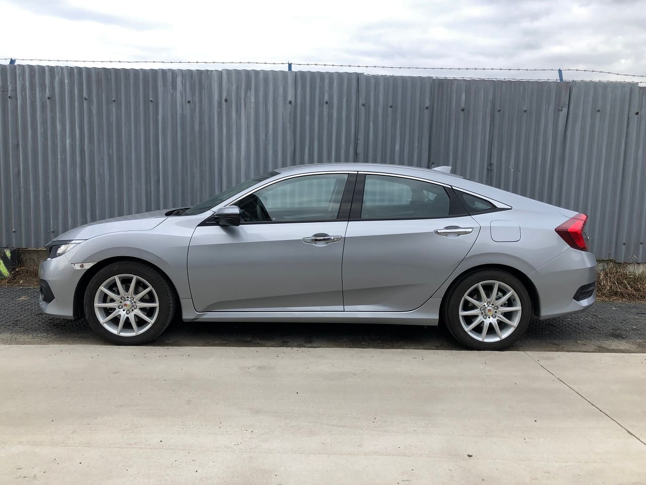 2017 Honda Civic with 17x7 wheels