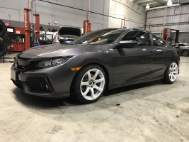 2017 Honda Civic with 18x9.5 wheels