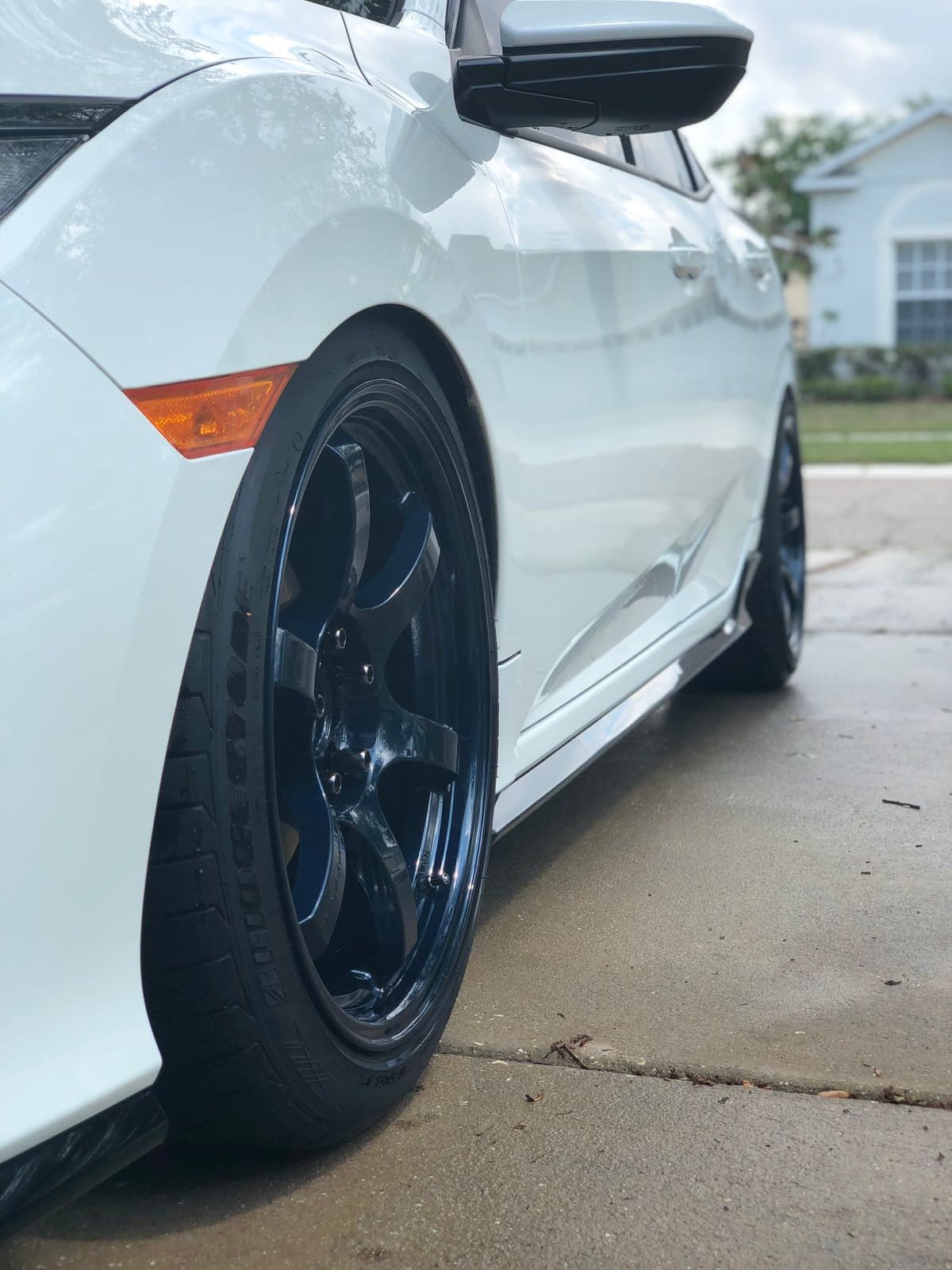 2017 Honda Civic with 18x9.5 wheels