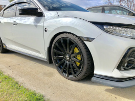 2017 Honda Civic with 19x8.5 wheels
