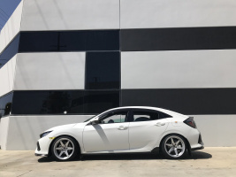 2017 Honda Civic with 18x9.5 wheels