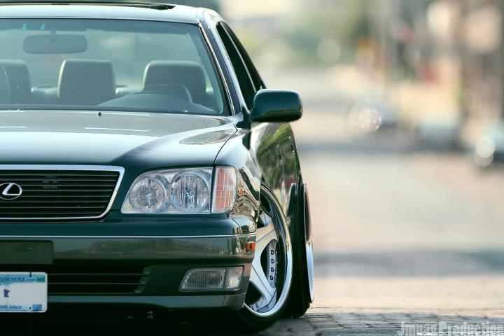 1999 Lexus LS 400 with 19x10 leon hardiritt ordens wheels