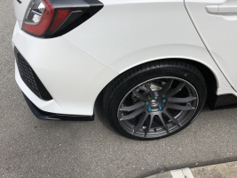2018 Honda Civic with 18x9.5 wheels