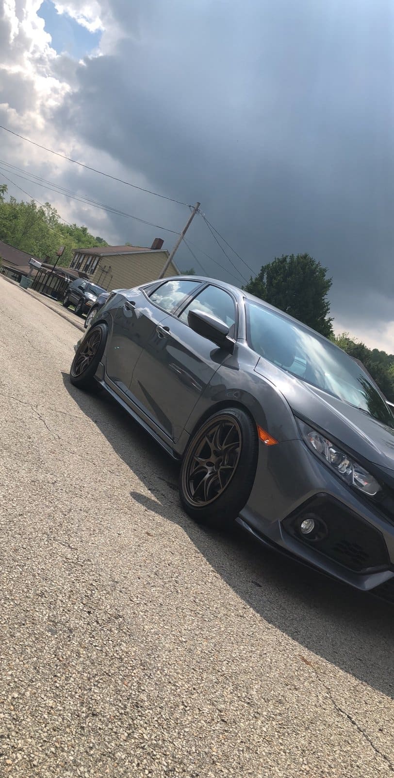 2018 Honda Civic with 18x9.5 wheels
