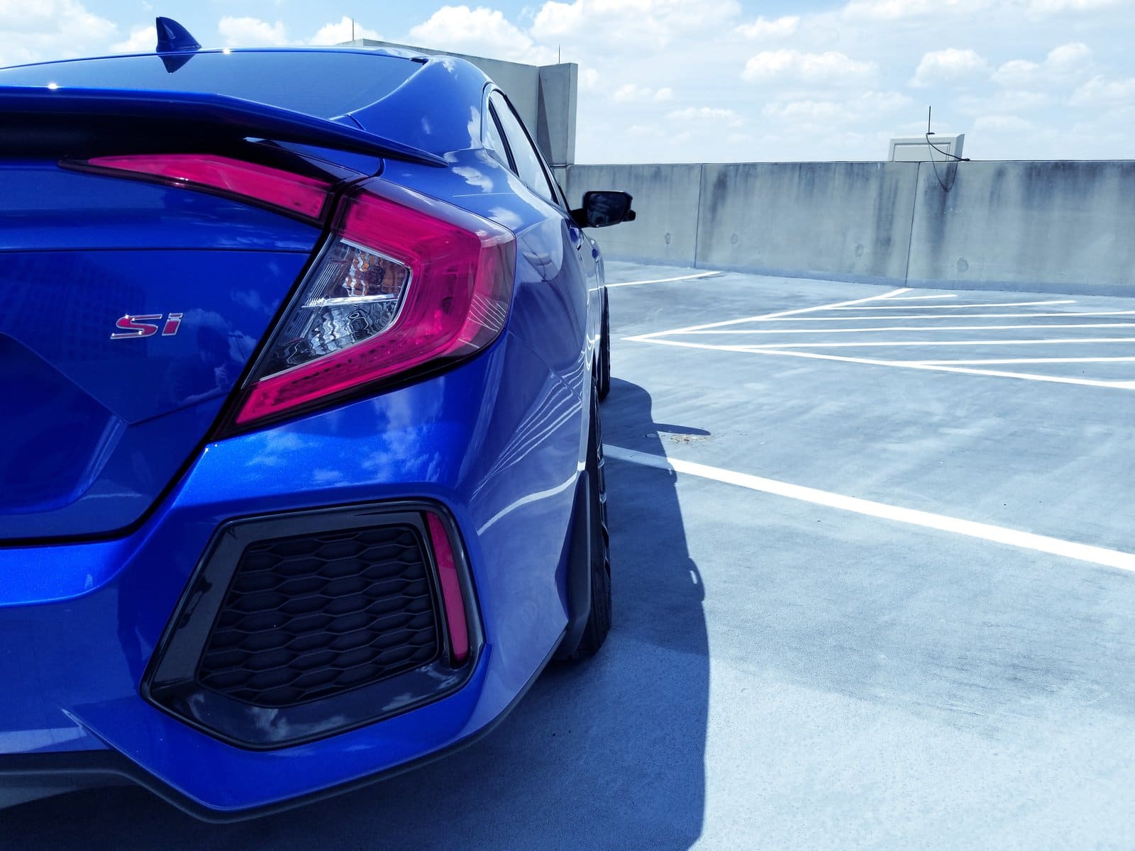 2018 Honda Civic with 18x9.5 wheels