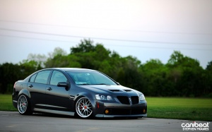 2009 Pontiac G8 with 19x9.5 Linea Corse z2s wheels