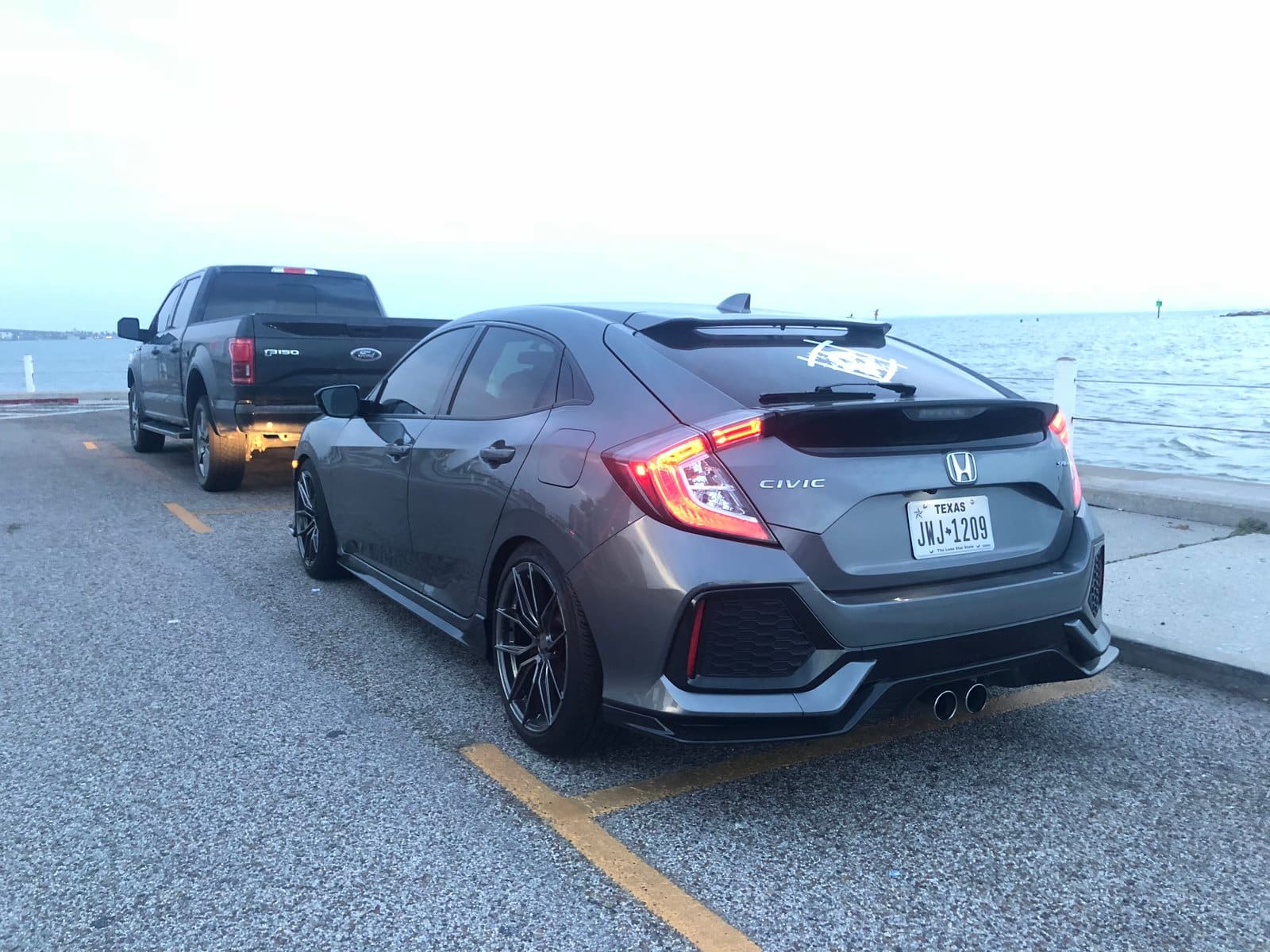 2017 Honda Civic with 18x8.5 wheels