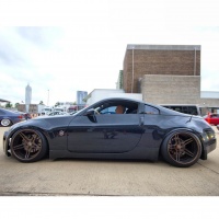 2006 Nissan 350Z with 19x10 DPE CS5 wheels