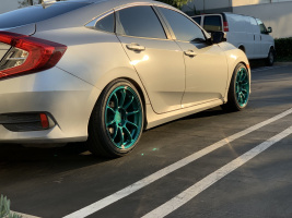 2019 Honda Civic with 18x9 wheels