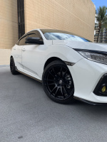 2018 Honda Civic with 18x9.5 wheels