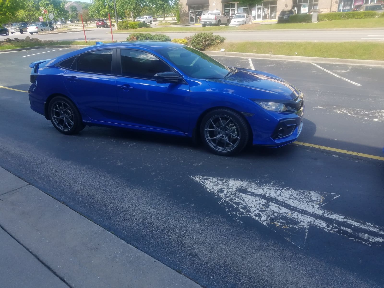 2019 Honda Civic with 18x8.5 wheels