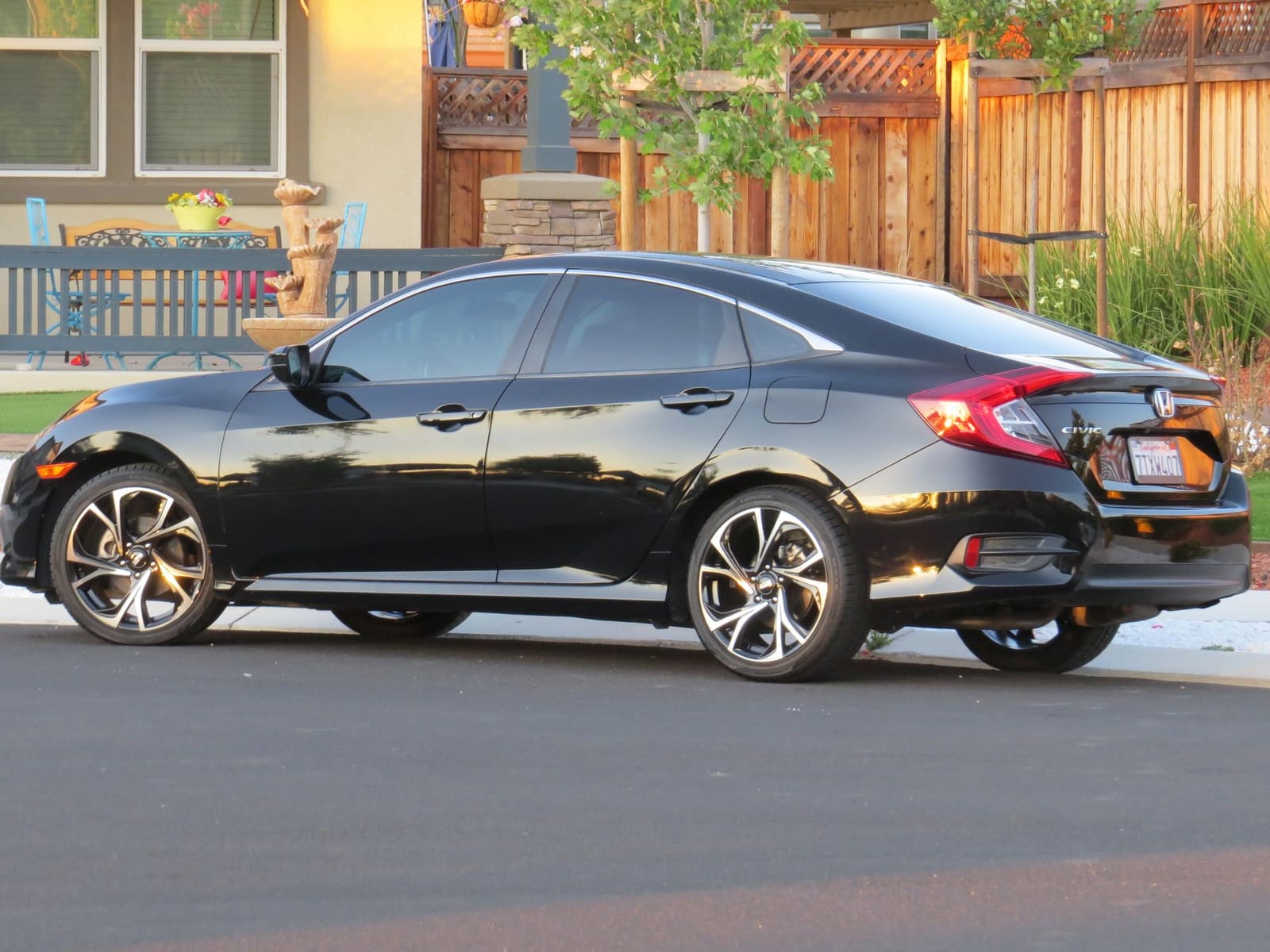 2016 Honda Civic with T23 wheels