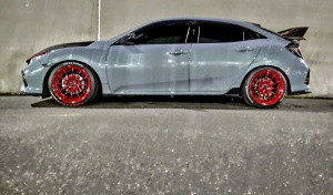 2017 Honda Civic with 18x9.5 wheels