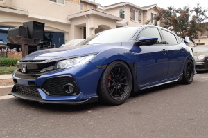 2018 Honda Civic with 18x10.5 wheels