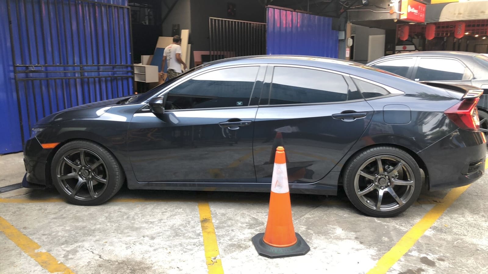 2020 Honda Civic with 18x9.5 wheels