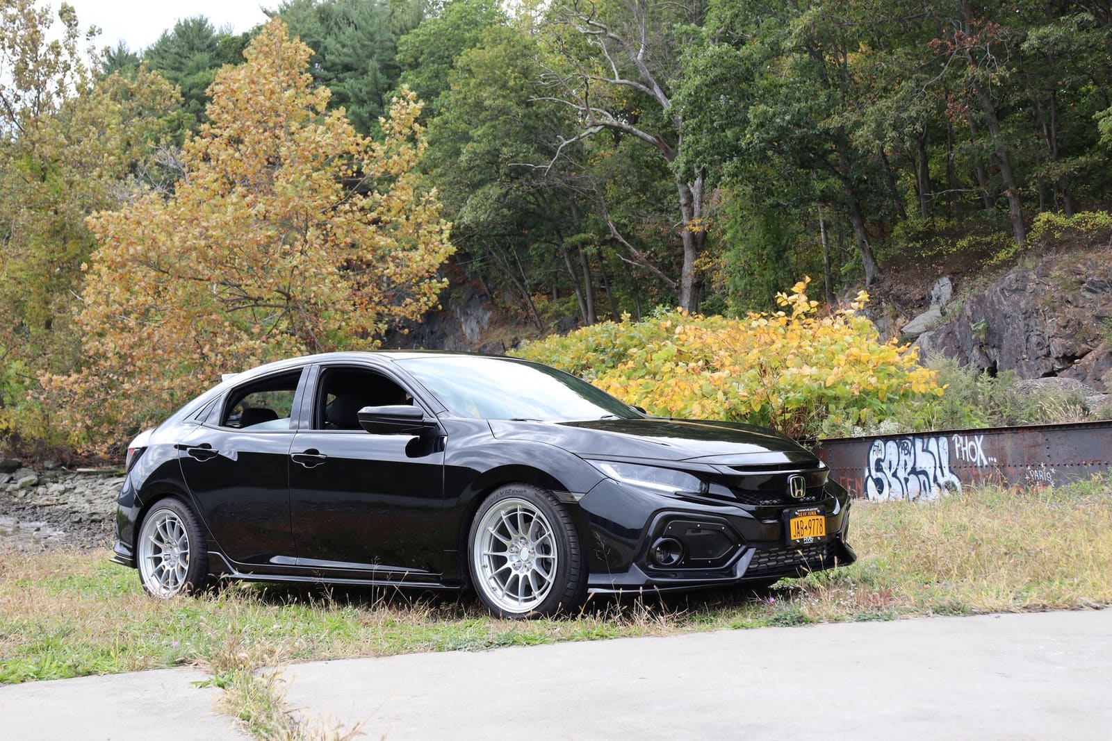 2018 Honda Civic with 18x9.5 wheels