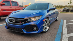 2017 Honda Civic with 18x8 wheels